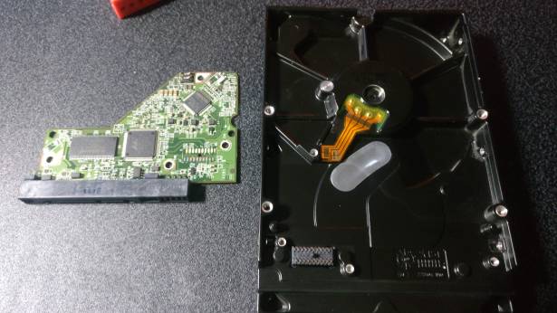 Hard drive and hard drive mainboard
