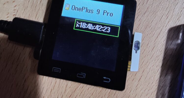 U8 Smart Watch showing bluetooth Pairing Screen