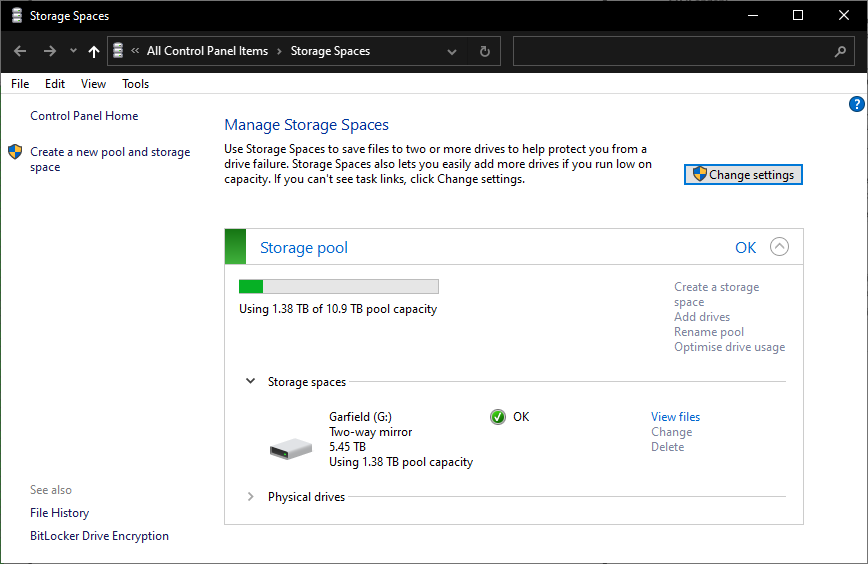 Windows Storage Spaces